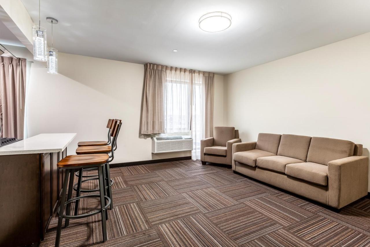 Van Wyck Hotel & Suites Near Jfk Airport New York Exteriör bild